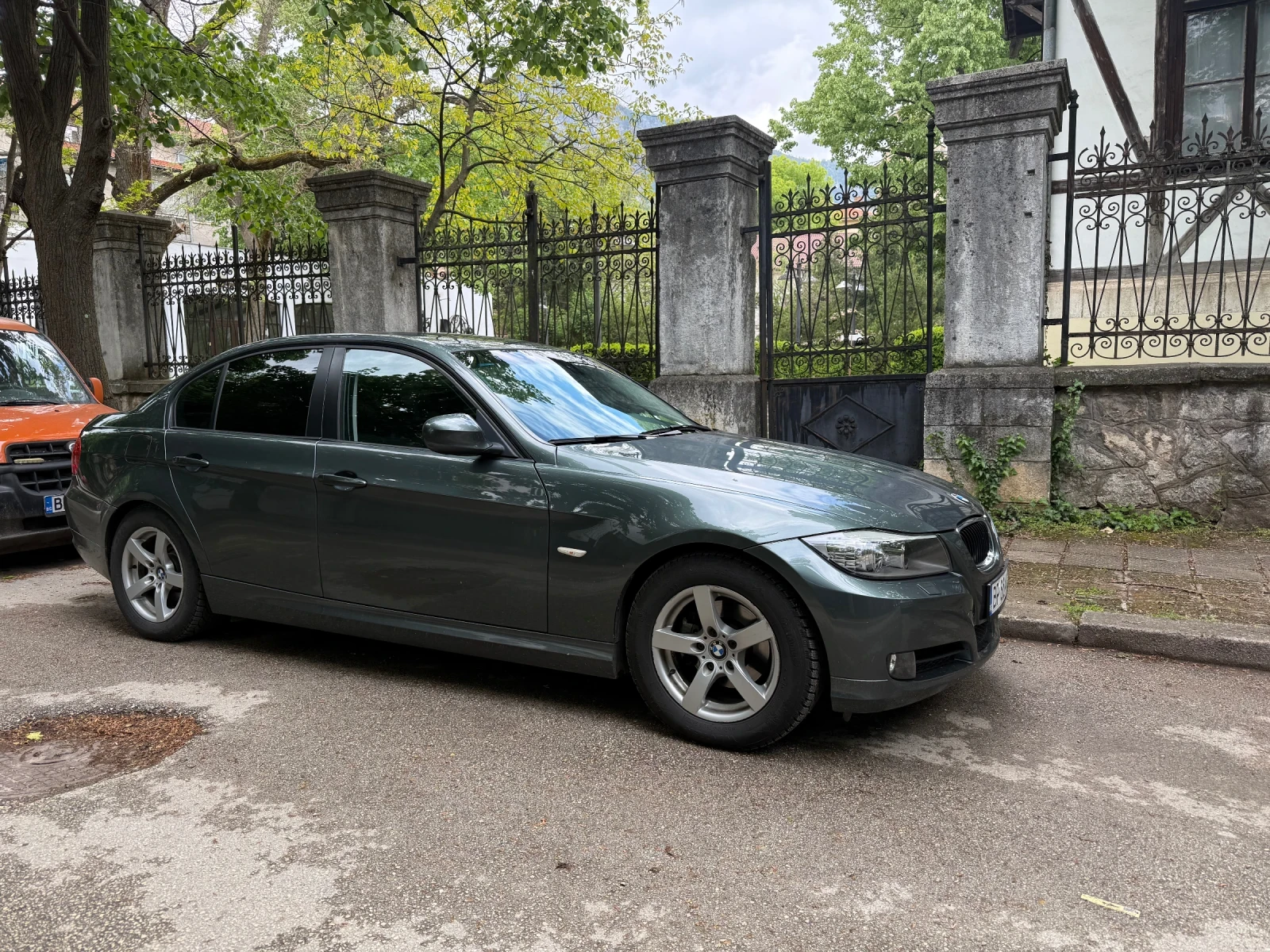 BMW 316 BMW E90 FACELIFT , снимка 4 - Автомобили и джипове - 54395652
