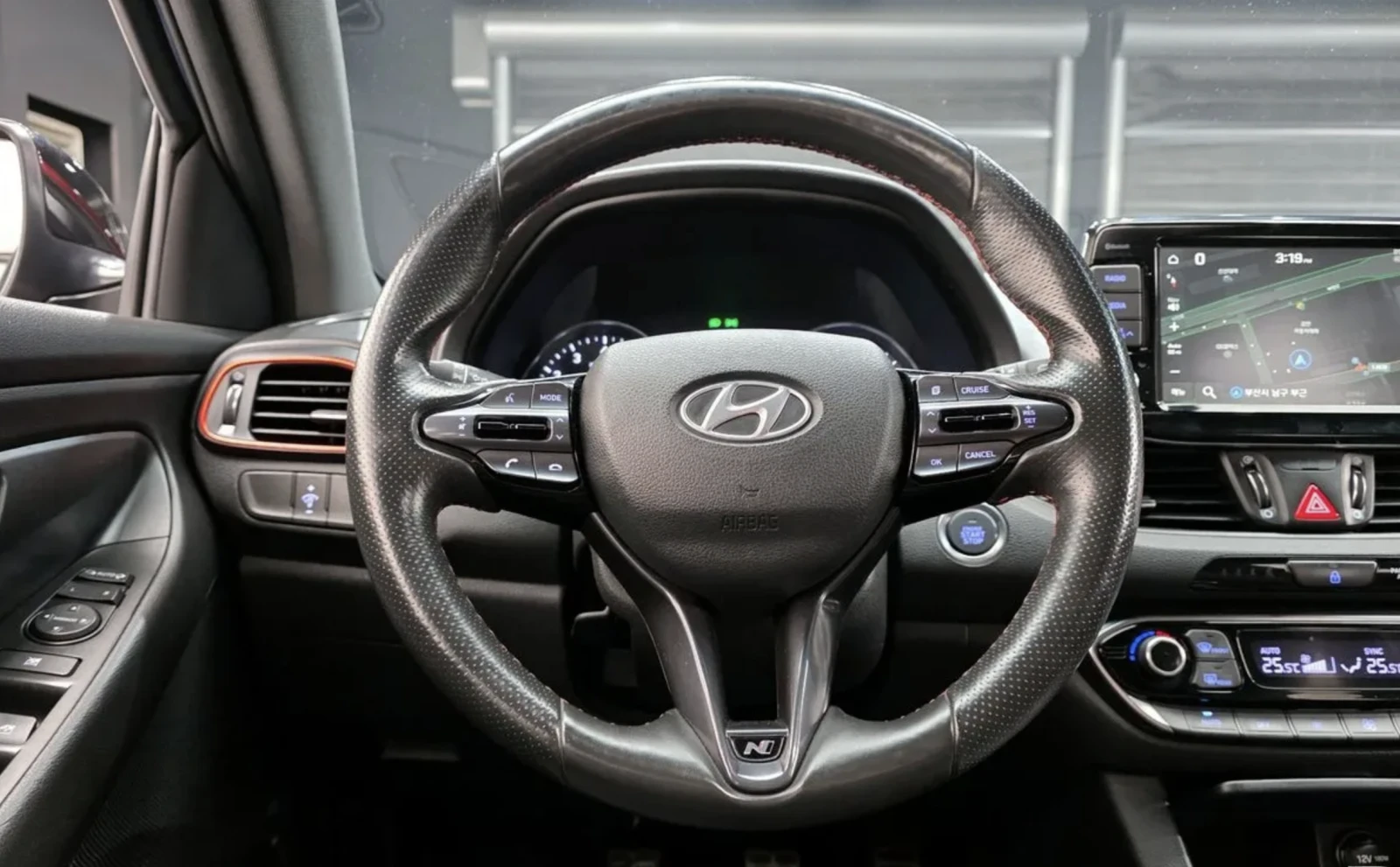 Hyundai I30 Nline/ 1.6 turbo/ ГЕНЕРАЦИЯ / ПАНАРОМА/ FULL, снимка 12 - Автомобили и джипове - 54455923