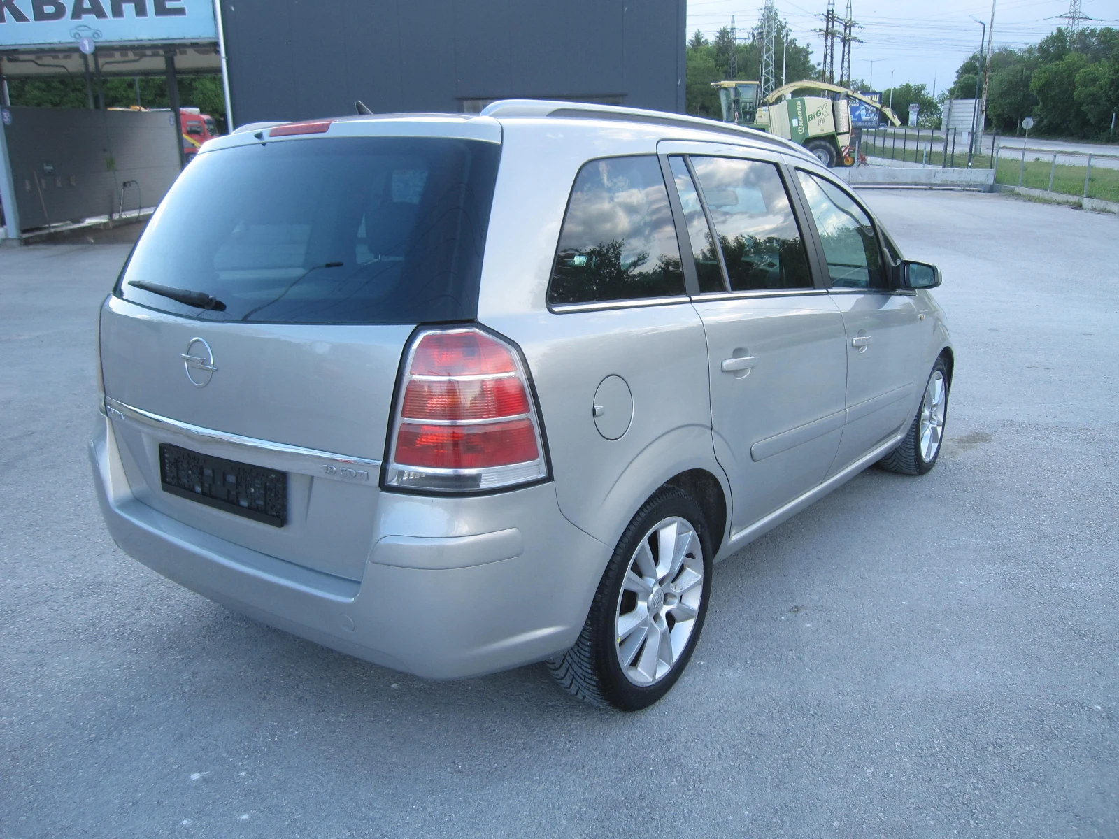 Opel Zafira 7места, Cosmo 1, 9-cdti, снимка 4 - Автомобили и джипове - 54622849