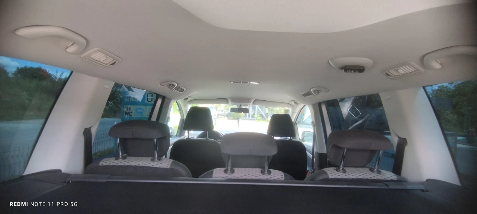 VW Sharan 2.0 tdi 140, снимка 9 - Автомобили и джипове - 54652068