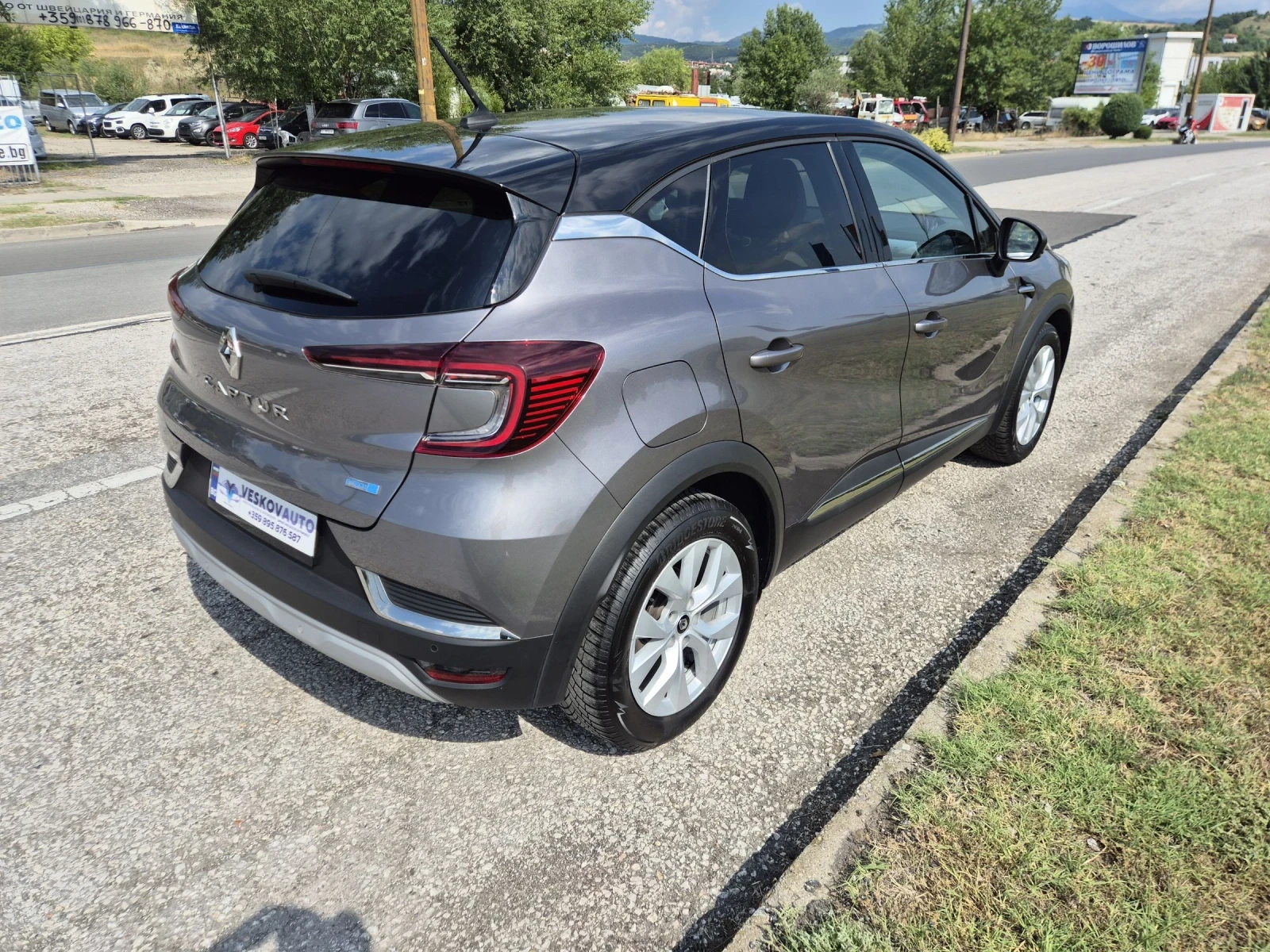 Renault Captur 1.6 E_TECH HYBRID , снимка 5 - Автомобили и джипове - 55050240