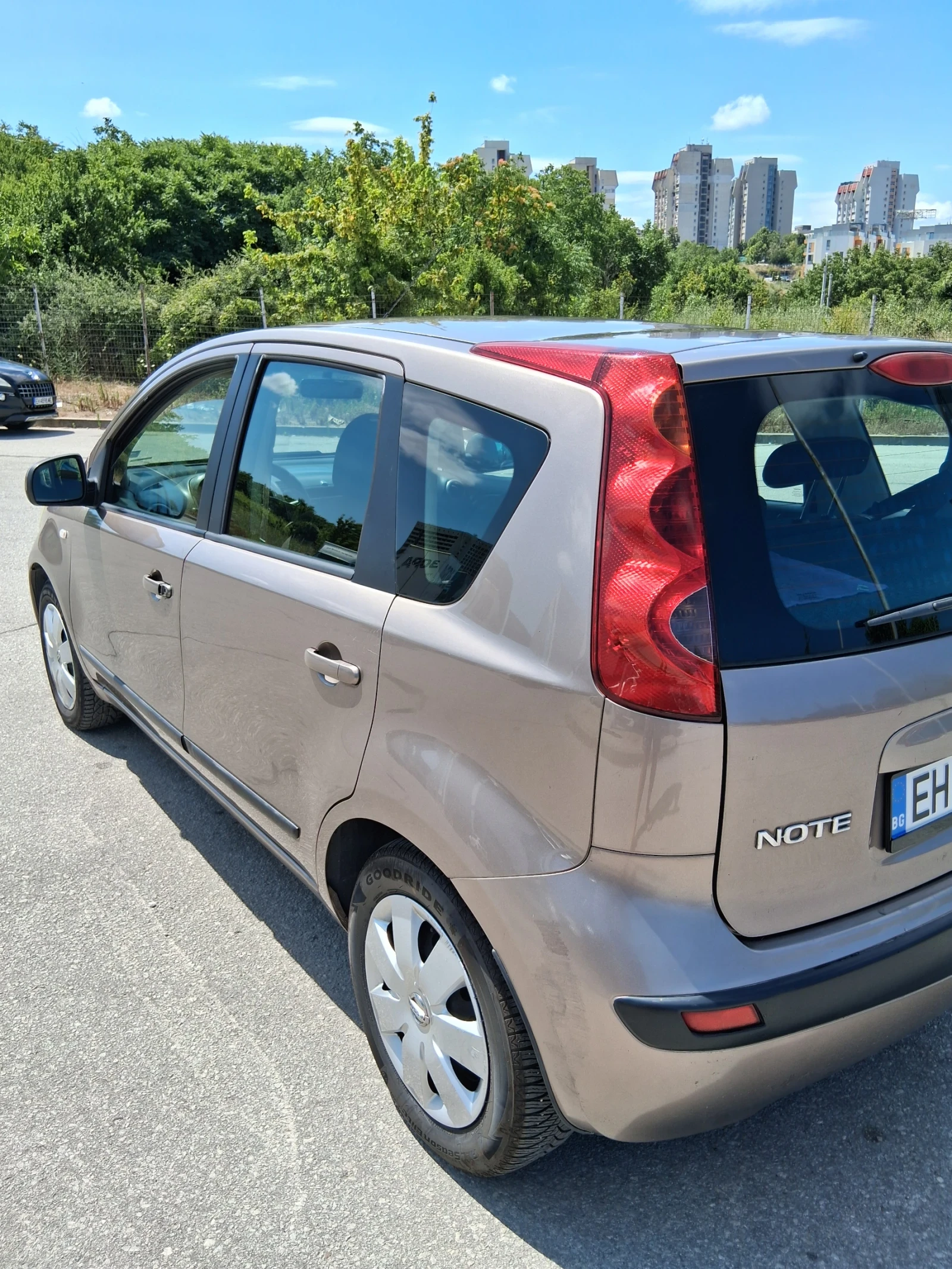 Nissan Note 1.5dci, снимка 4 - Автомобили и джипове - 55413567