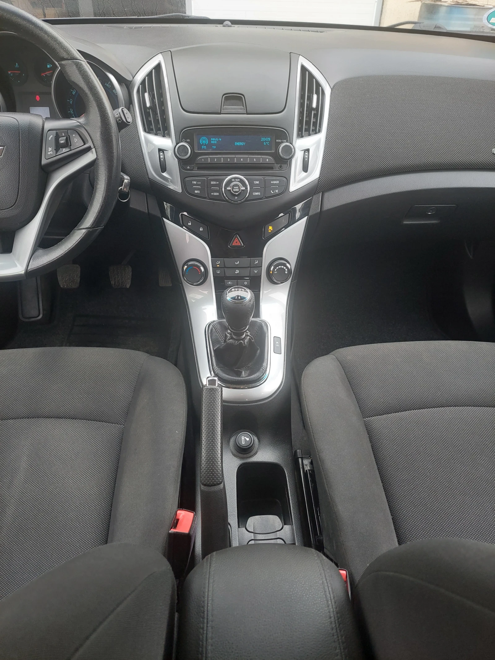 Chevrolet Cruze Cruze, снимка 11 - Автомобили и джипове - 56022125