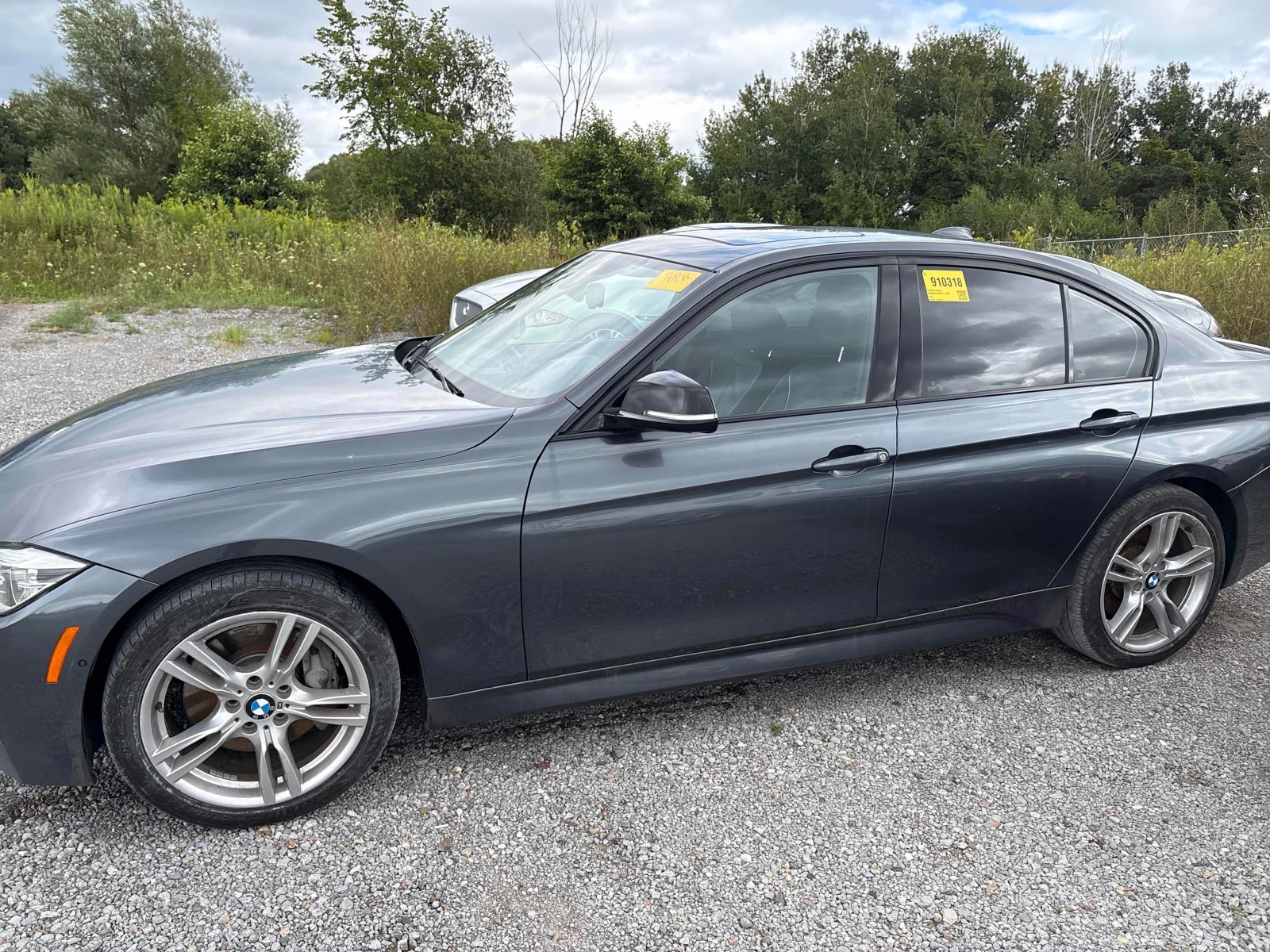 BMW 330 i xDrive | CARFAX | БЕЗ ИНЦИДЕНТИ , снимка 3 - Автомобили и джипове - 56125461