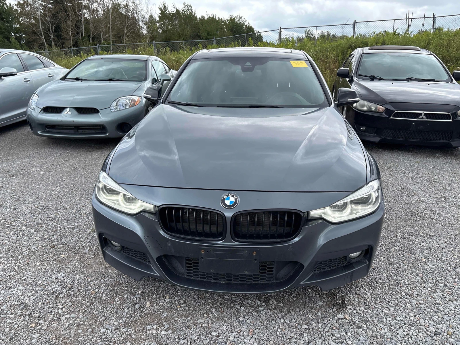 BMW 330 i xDrive | CARFAX | БЕЗ ИНЦИДЕНТИ , снимка 2 - Автомобили и джипове - 56125461
