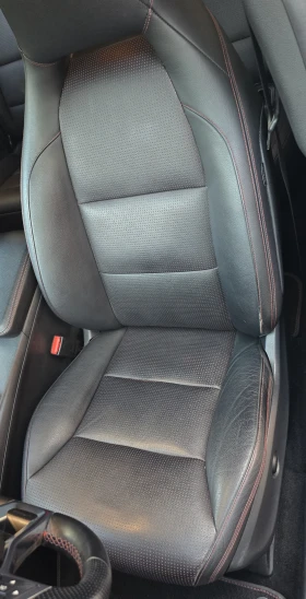 Mercedes-Benz GLA 220 CDI AMG Line 4MATIC, снимка 14