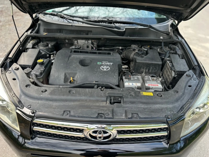 Toyota Rav4 2.2DCAT, снимка 10 - Автомобили и джипове - 50931282