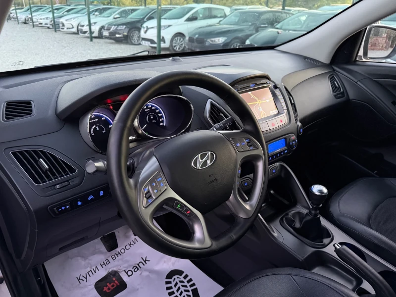 Hyundai IX35 2.0 CRDi 4x4 , снимка 11 - Автомобили и джипове - 51532361