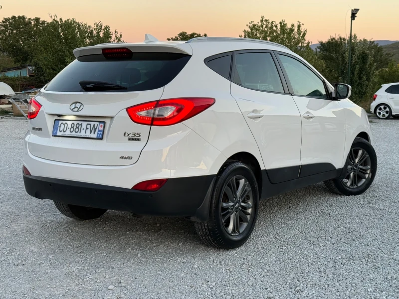 Hyundai IX35 2.0 CRDi 4x4 , снимка 2 - Автомобили и джипове - 51532361