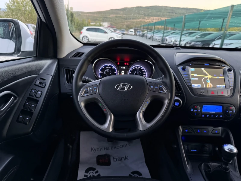 Hyundai IX35 2.0 CRDi 4x4 , снимка 12 - Автомобили и джипове - 51532361
