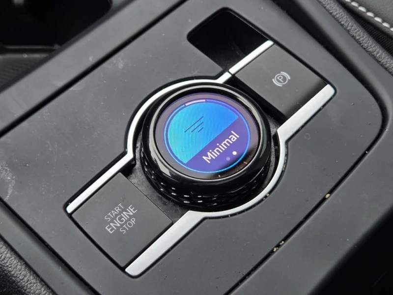 VW Tiguan * 4 Motion SE R Line Black * CARFAX * ЦЕНА ДО БГ, снимка 14 - Автомобили и джипове - 53254144