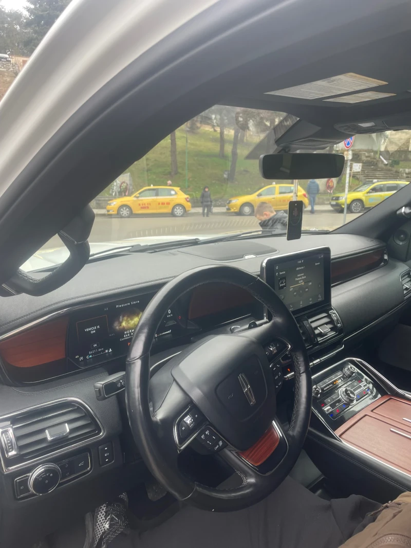 Lincoln Navigator, снимка 8 - Автомобили и джипове - 53380997