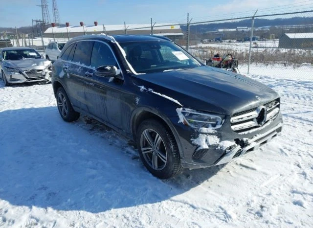 Mercedes-Benz GLC 300 4MATIC* Keyless* FULL LED* Digital* Мъртва точка* , снимка 1 - Автомобили и джипове - 48823555