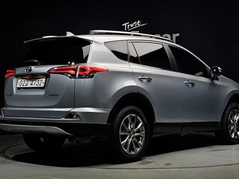 Toyota Rav4 2.5 2Wd 4Th Generation, снимка 4 - Автомобили и джипове - 56130904