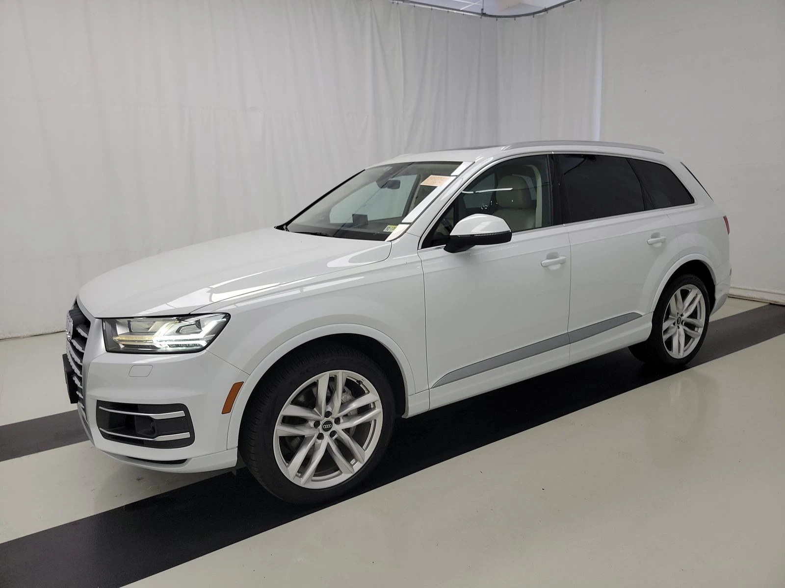 Audi Q7 PRESTIGE* BOSE* DISTRO* MATRIX* PANO* ОБДУХ* DIGIT - изображение 2