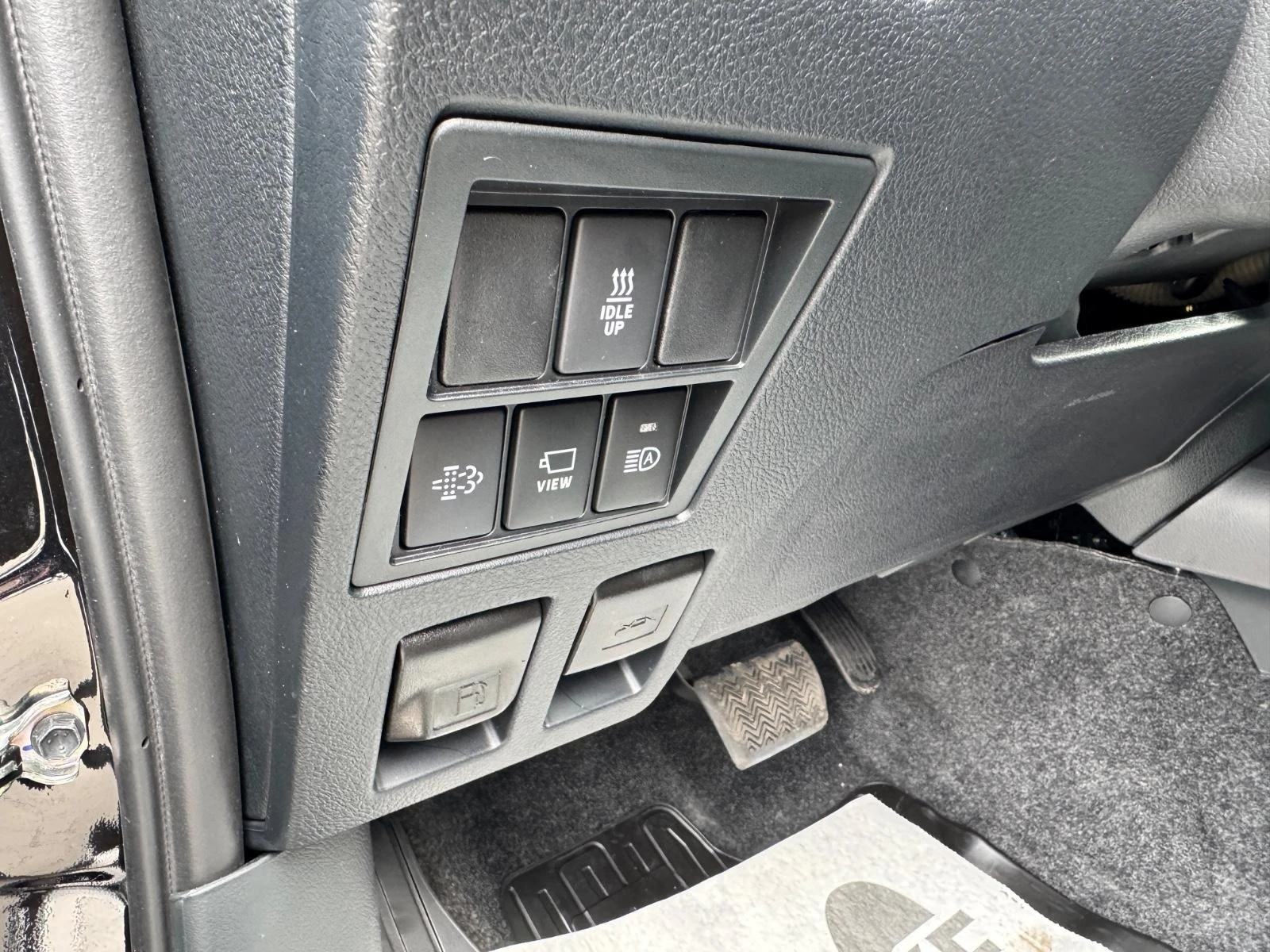 Toyota Hilux 2.8 D-4D/INVINCIBLE/DOUBLE CAB/JBL/360/ - изображение 10