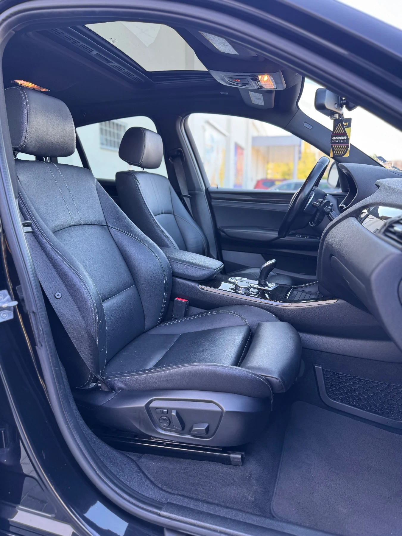 BMW X4 BMW X4 M  2015., 4x4, 2.8  (245 ..) | Mobile.bg   11