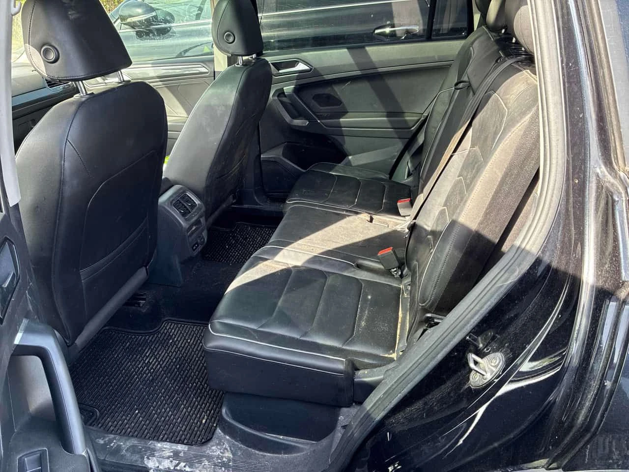 VW Tiguan Highline / FENDER / CAMERA / АВТОКРЕДИТ , снимка 13 - Автомобили и джипове - 54651843