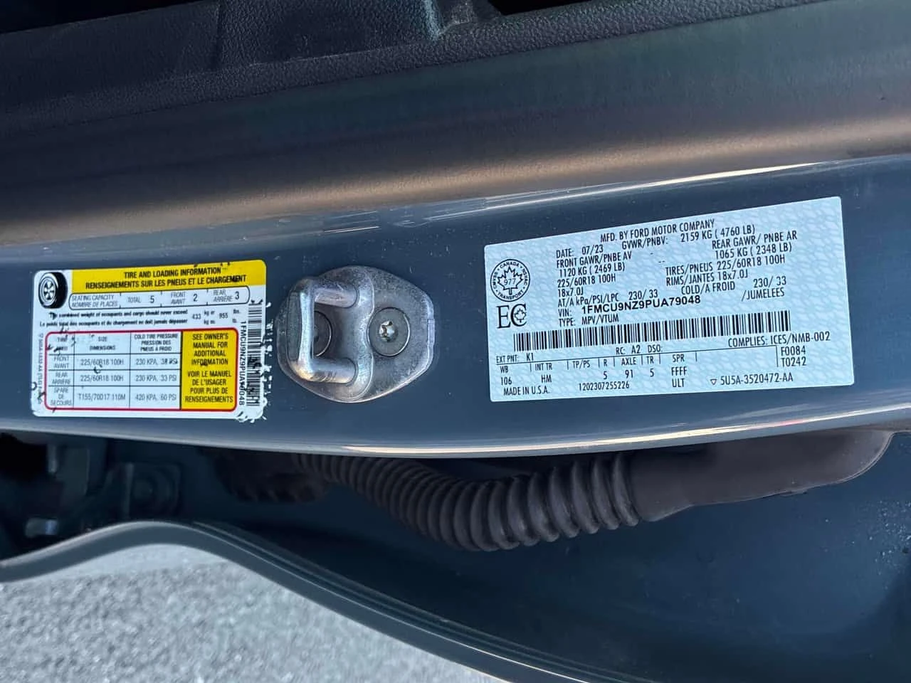 Ford Escape * ST Line Select * АВТОКРЕДИТ БЕЗ ПЪРВОНАЧАЛНА* , снимка 11 - Автомобили и джипове - 55128777