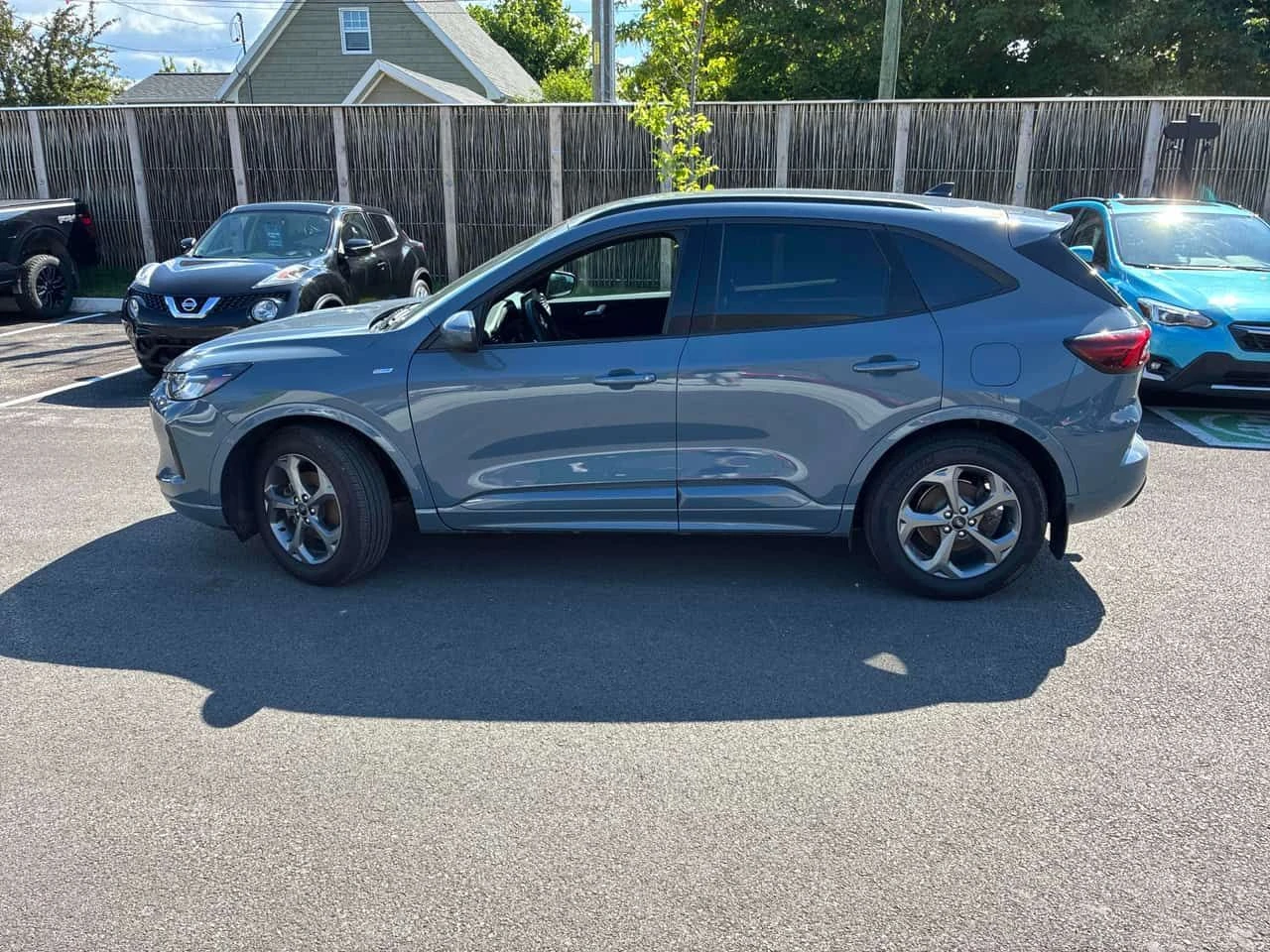 Ford Escape * ST Line Select * АВТОКРЕДИТ БЕЗ ПЪРВОНАЧАЛНА* , снимка 2 - Автомобили и джипове - 55128777