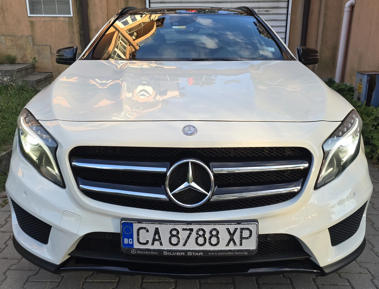 Mercedes-Benz GLA 220 CDI AMG Line 4MATIC, снимка 2 - Автомобили и джипове - 55303715