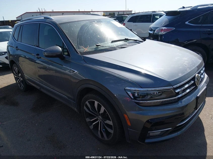 VW Tiguan SEL* PREMIUM* R-LINE* 4MOTION* КАМЕРА* ПОДГРЕВ* 