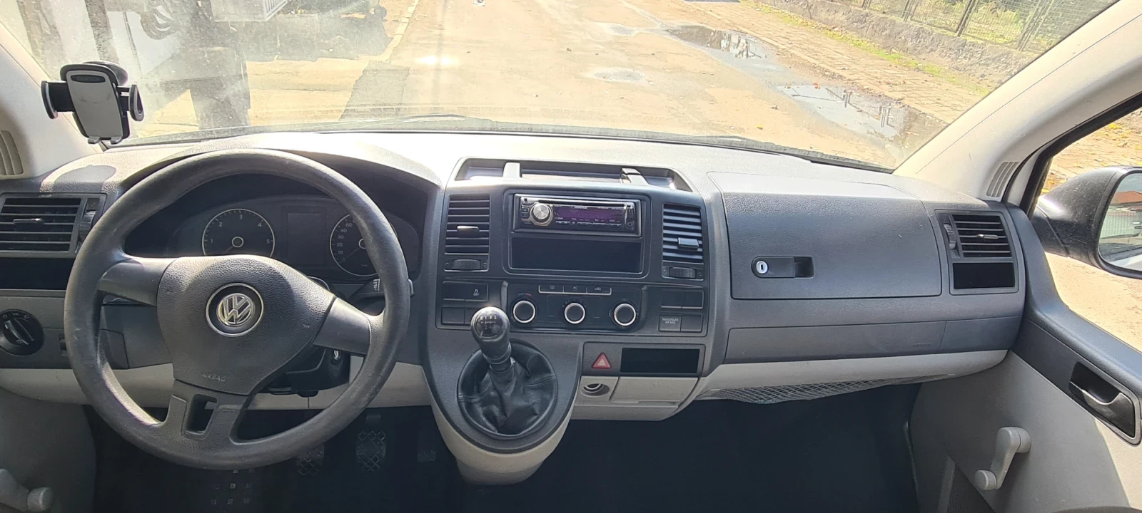 VW Transporter 2.0 TDI T5 - изображение 8