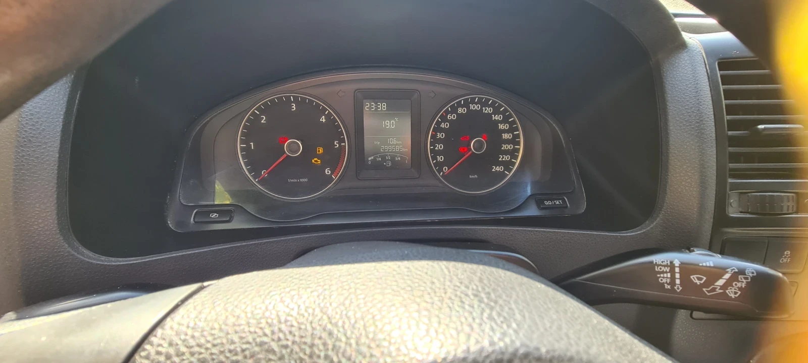 VW Transporter 2.0 TDI T5 - изображение 4