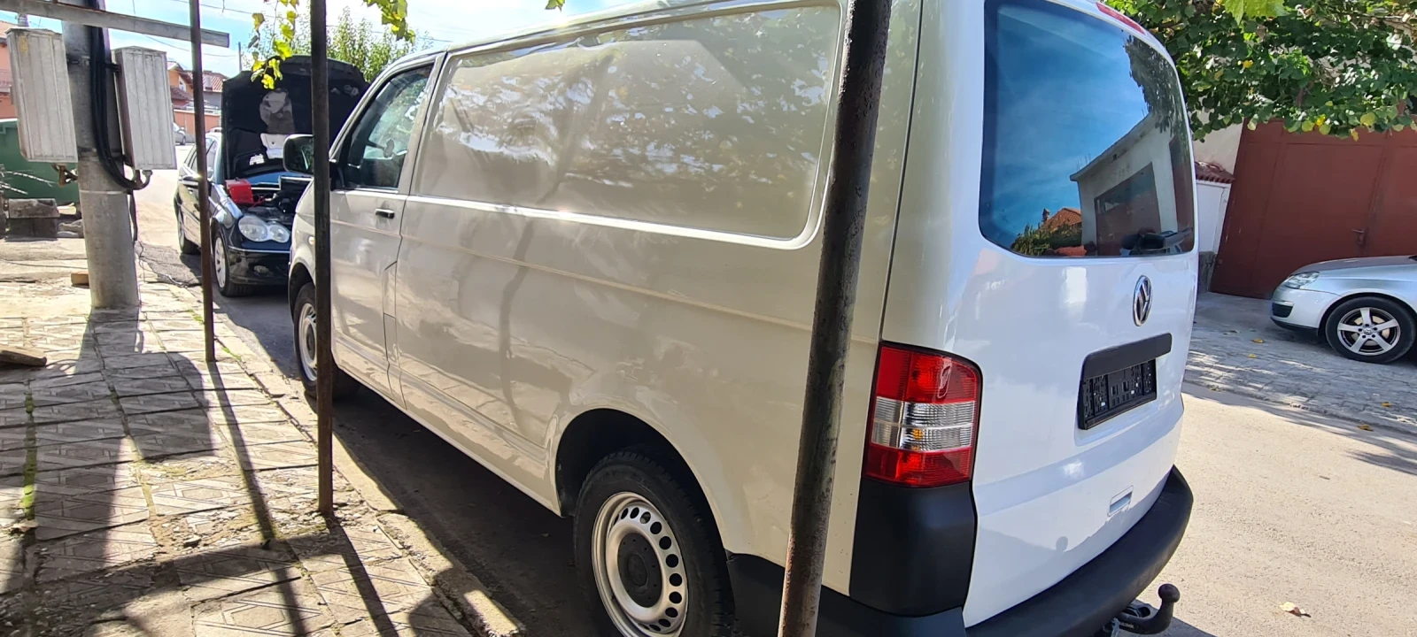 VW Transporter 2.0 TDI T5 - изображение 3