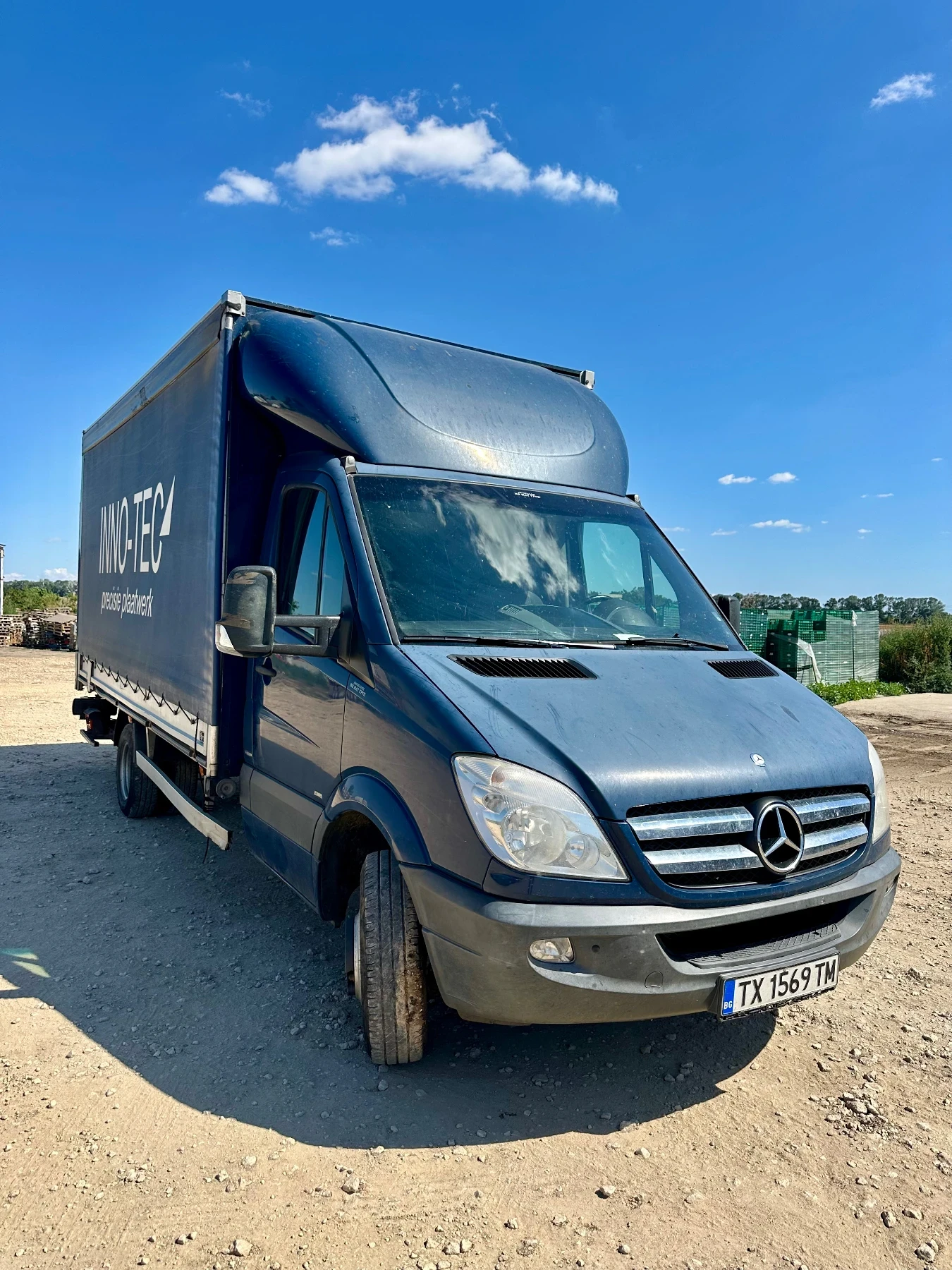 Mercedes-Benz Sprinter 519