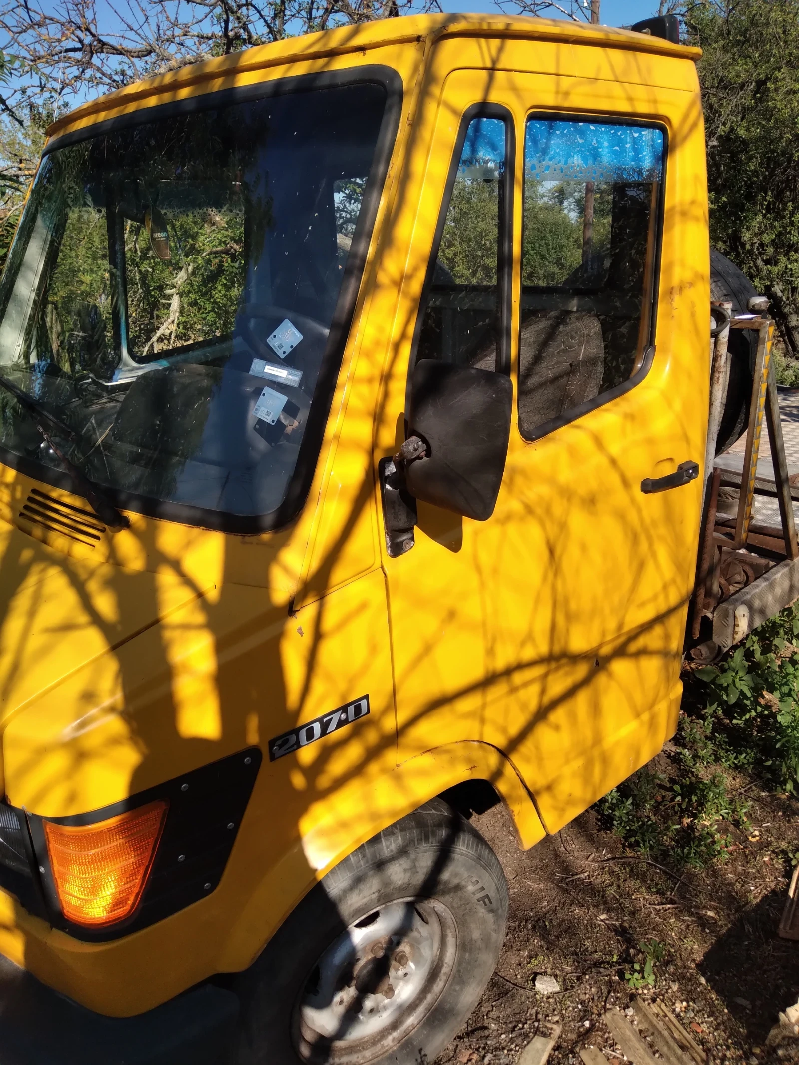 Mercedes-Benz 207  - изображение 2