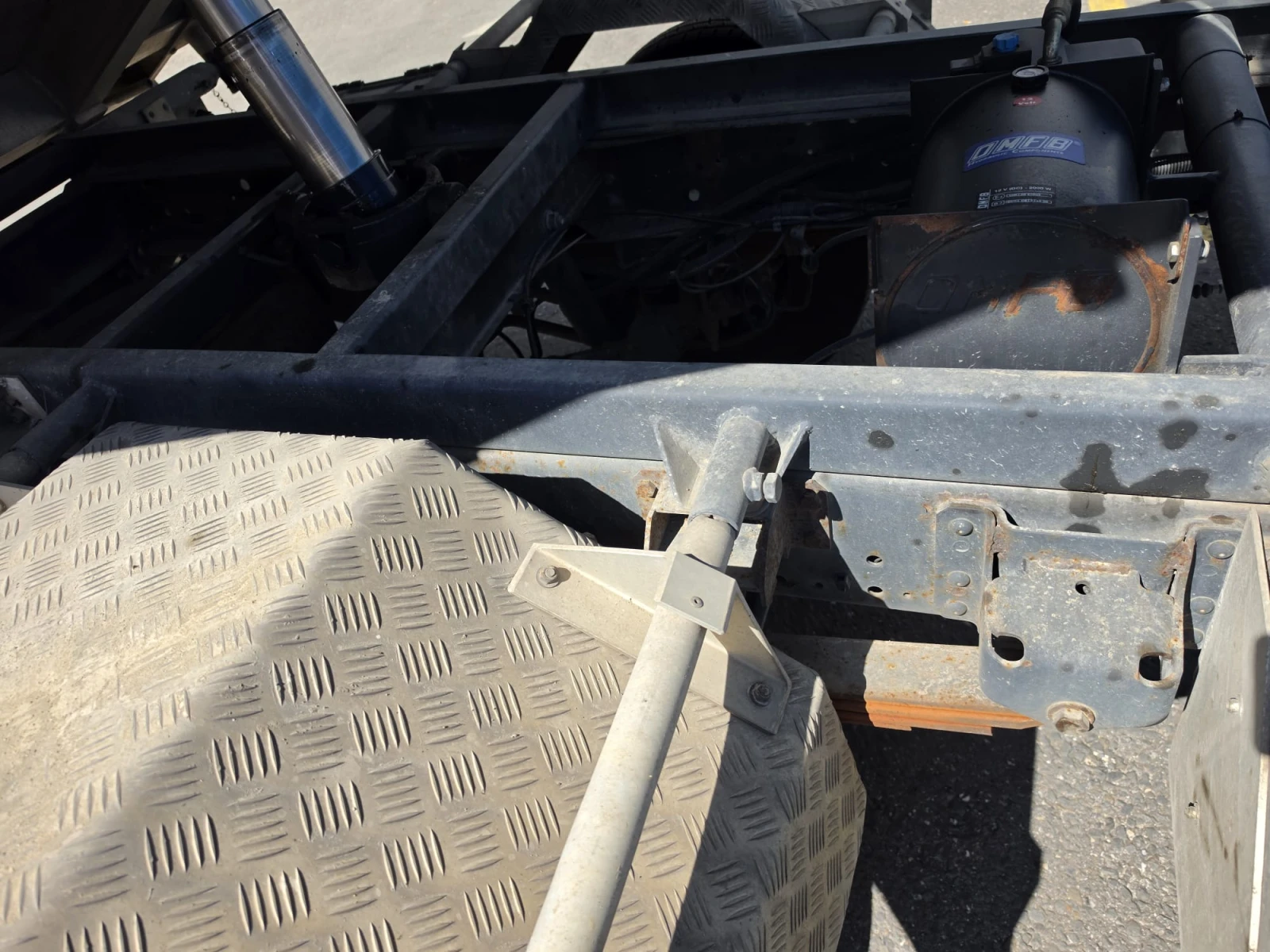 Iveco Daily 65C18  * * 7-места * * , снимка 10 - Камиони - 54217505