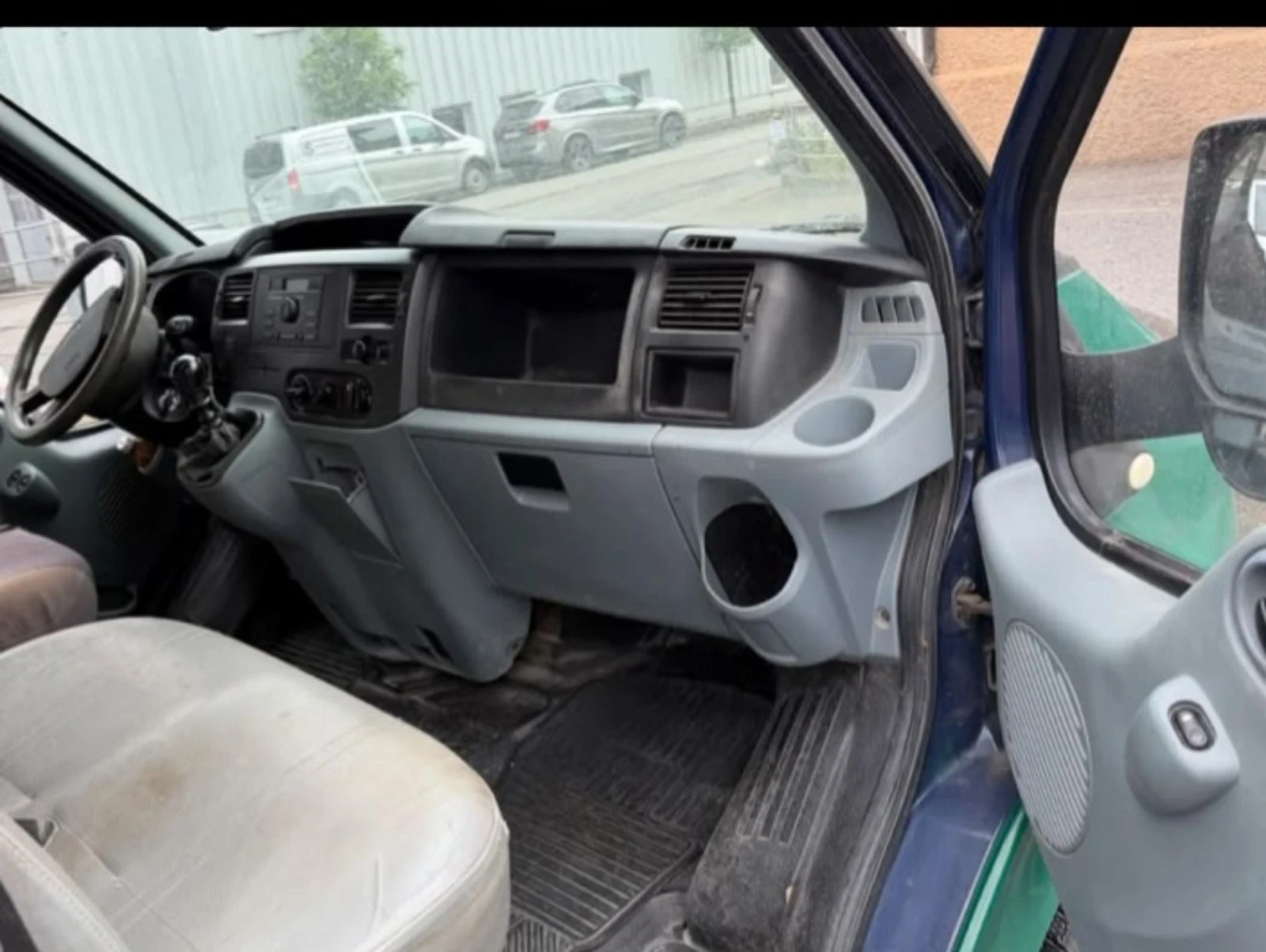 Ford Transit Самосвал/2.4-TDCI-115 кс-350 M- Двоина Кабина 5+ 1, снимка 11 - Камиони - 55391727