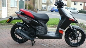 Aprilia Sr 125 Motard 2017 Sport, снимка 13
