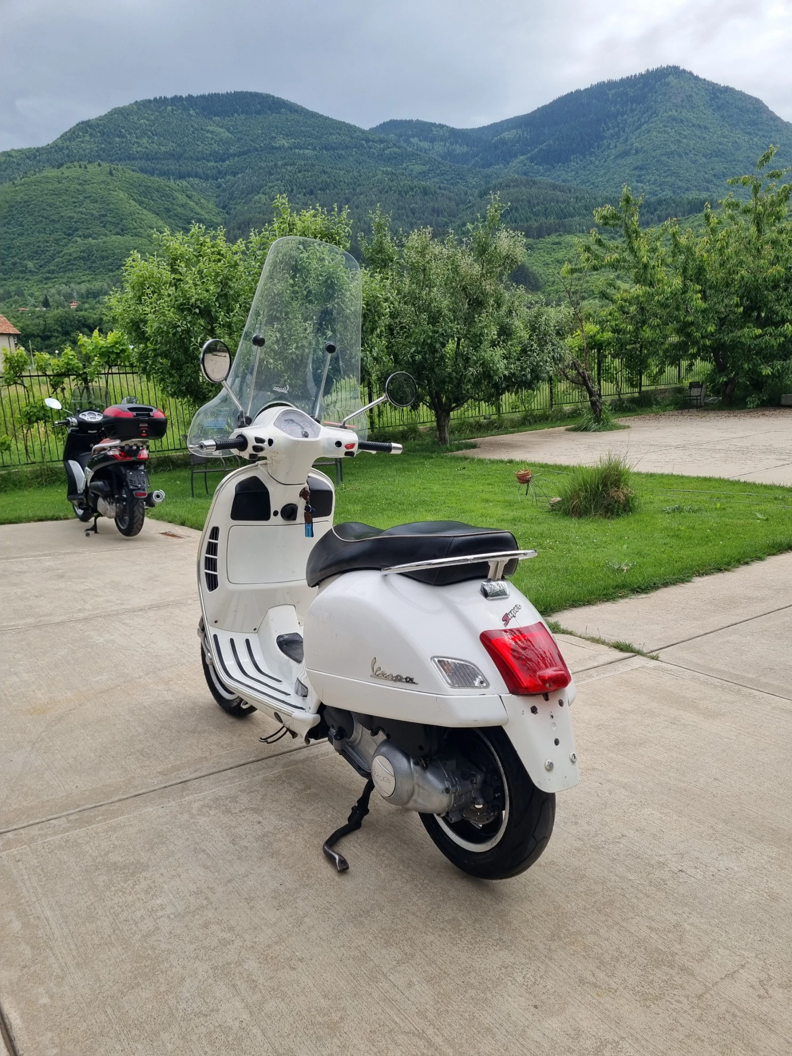 Vespa 300  - изображение 6