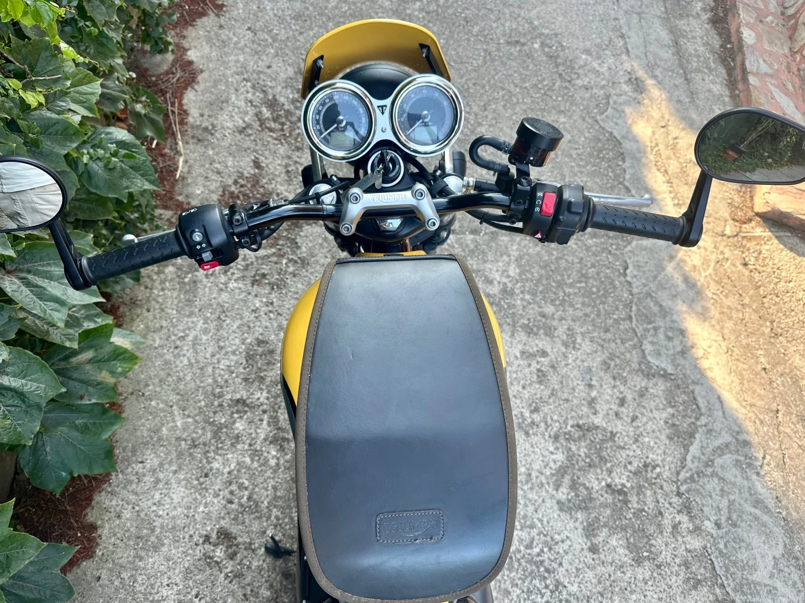 Triumph Street Twin Street CUP ABS ASR | Mobile.bg   16