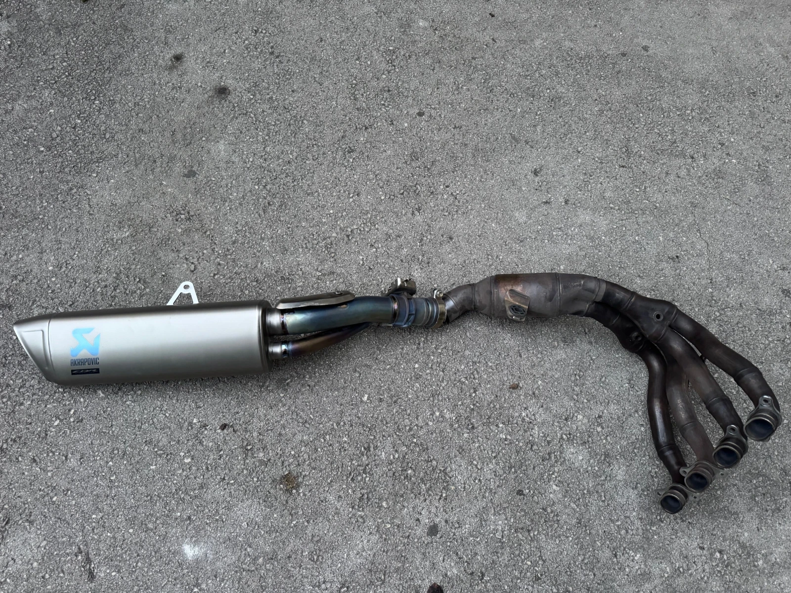 Honda Cbr RR-R, снимка 3 - Мотоциклети и мототехника - 53808632