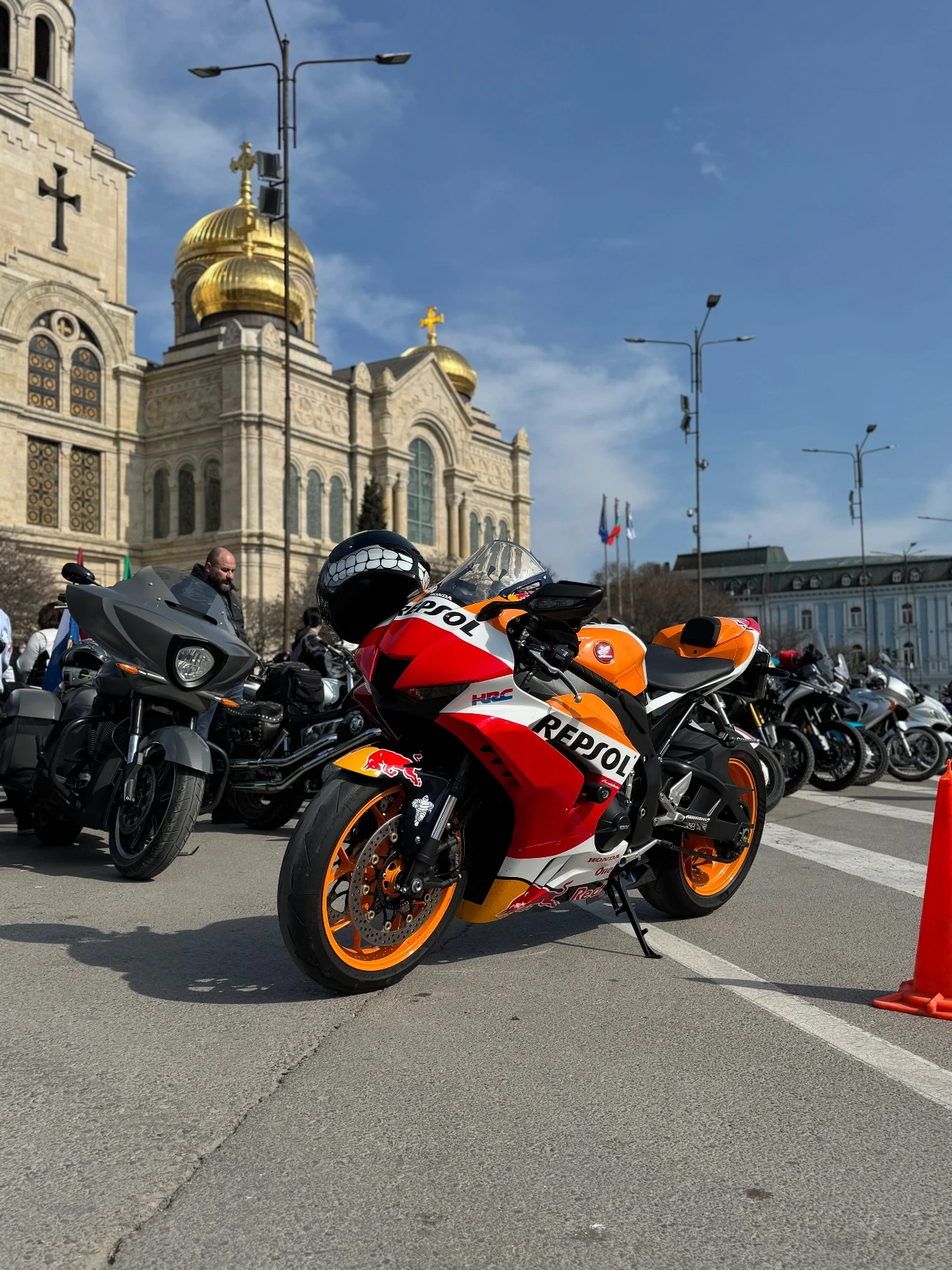 Honda Cbr RR-R, снимка 2 - Мотоциклети и мототехника - 53808632