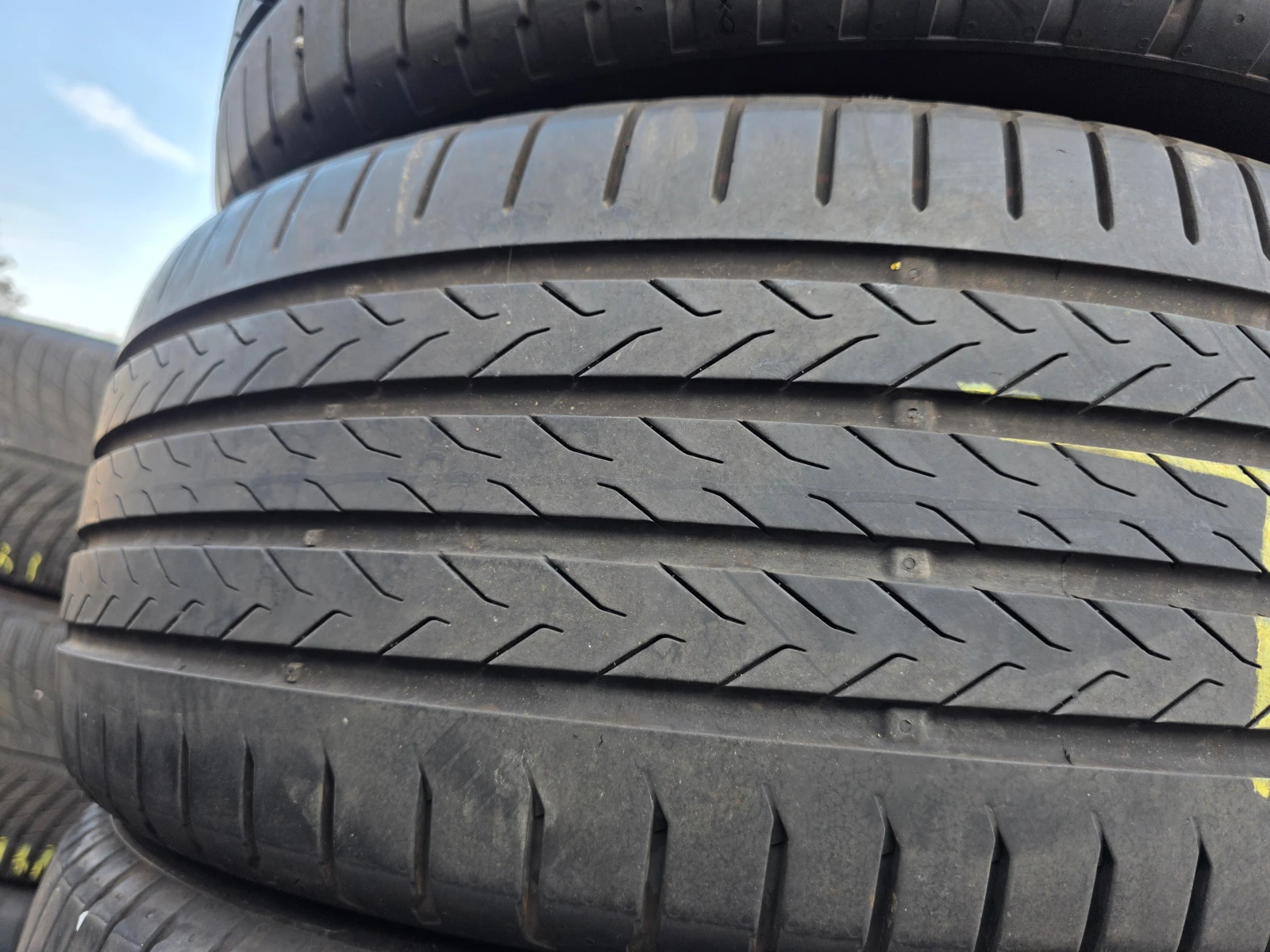���� 235/45R19 | Mobile.bg � ����������� 3