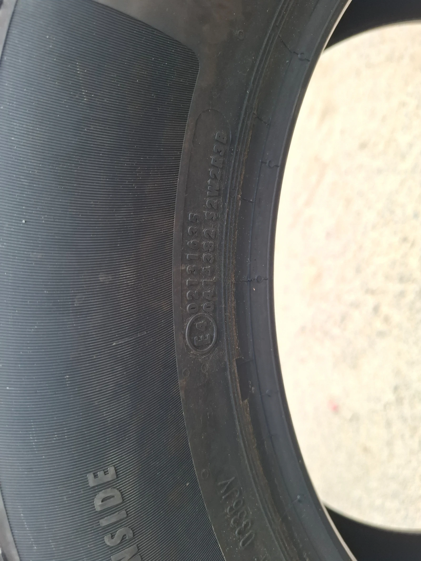 Гуми Летни 215/65R17, снимка 5 - Гуми и джанти - 53934490