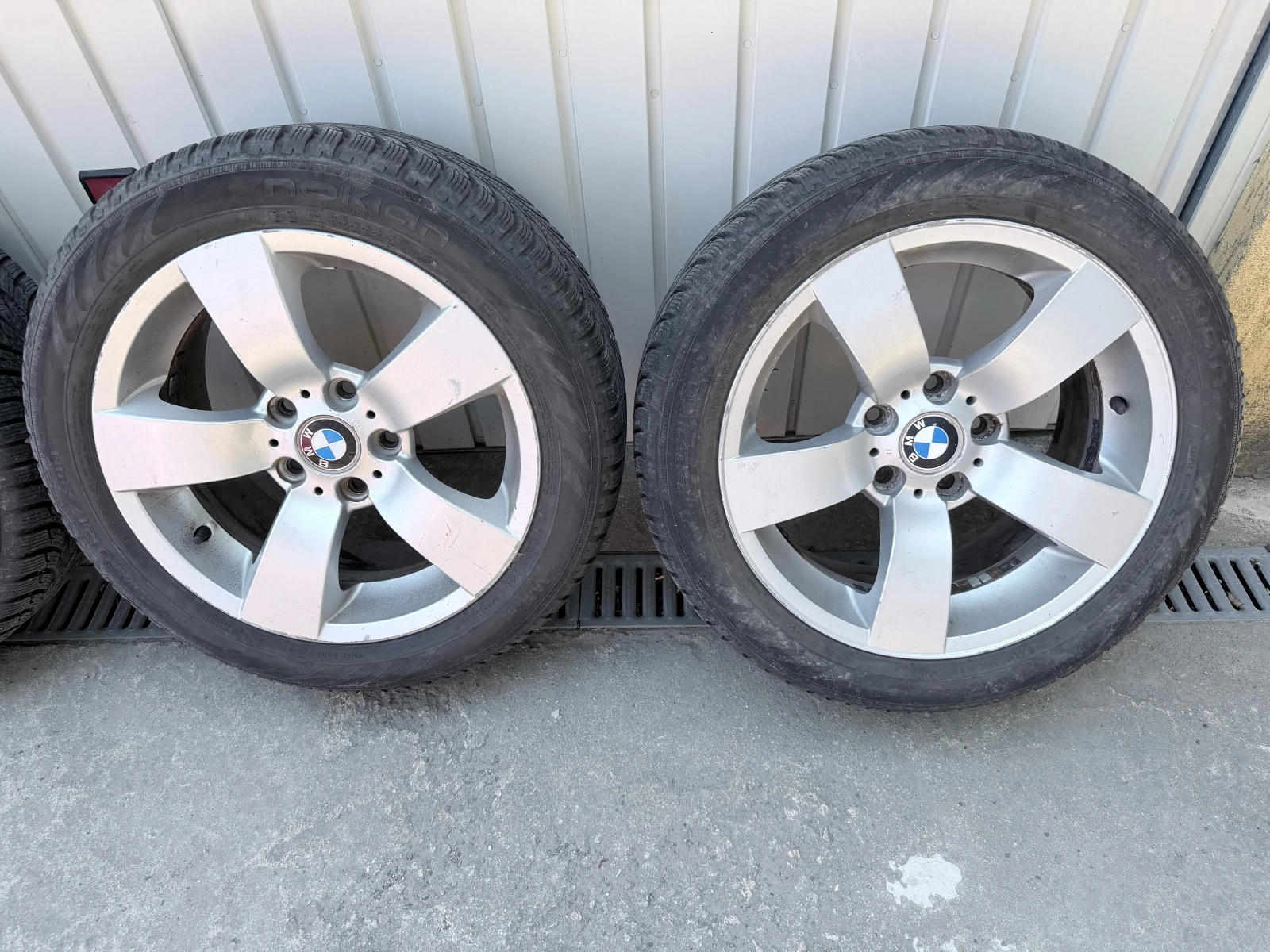 Гуми с джанти Nokian 225/50R17, снимка 4 - Гуми и джанти - 55706679