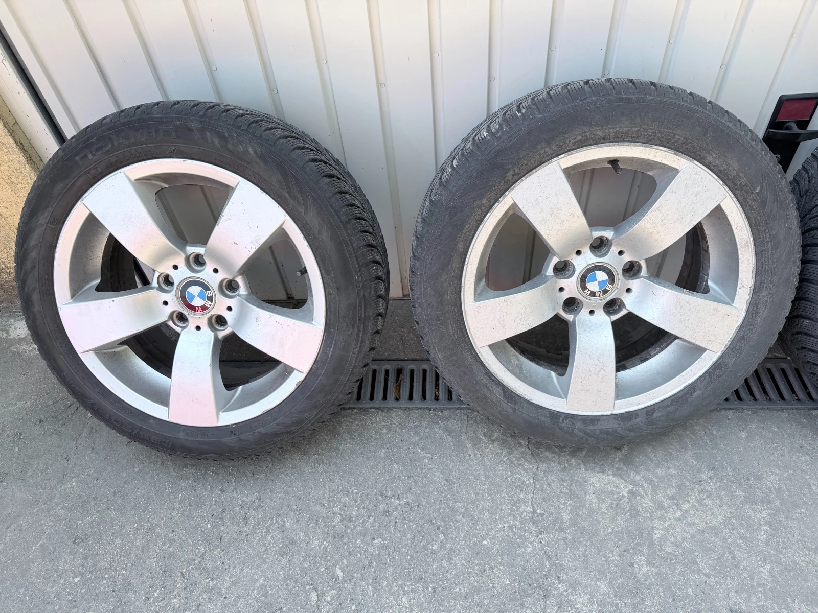 Гуми с джанти Nokian 225/50R17, снимка 3 - Гуми и джанти - 55706679