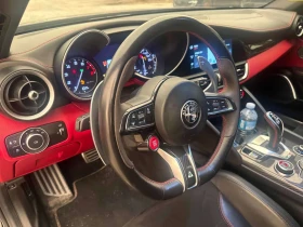 Alfa Romeo Giulia * Quadrifoglio* АВТОКРЕДИТ БЕЗ ПЪРВОНАЧАЛНА ВНОСКА, снимка 13