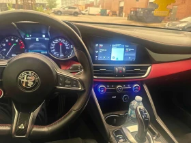 Alfa Romeo Giulia * Quadrifoglio* АВТОКРЕДИТ БЕЗ ПЪРВОНАЧАЛНА ВНОСКА, снимка 9