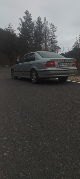 BMW 520, снимка 5 - Автомобили и джипове - 45423872