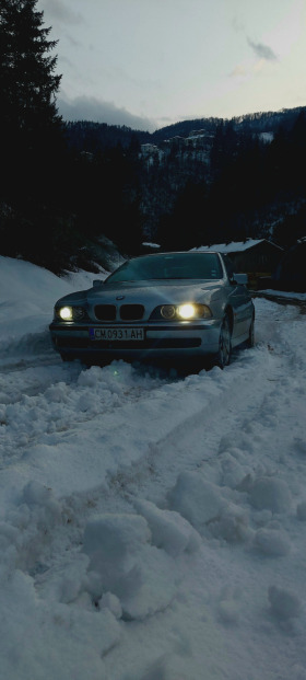 BMW 520, снимка 2 - Автомобили и джипове - 45423872