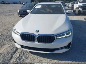     BMW 530 PANO * Harman Kardon* Head UP* PARKING ASSISTANT