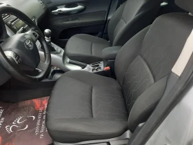 Обява за продажба на Toyota Auris 1.4 D-4D ~9 999 лв. - изображение 8