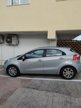 Kia Rio - 4000 € / 7823.32 лв. - 78620242 4