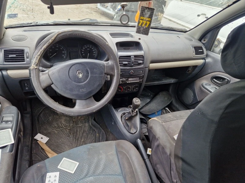 Renault Clio 1.5dci 65к.с., снимка 7 - Автомобили и джипове - 44391907